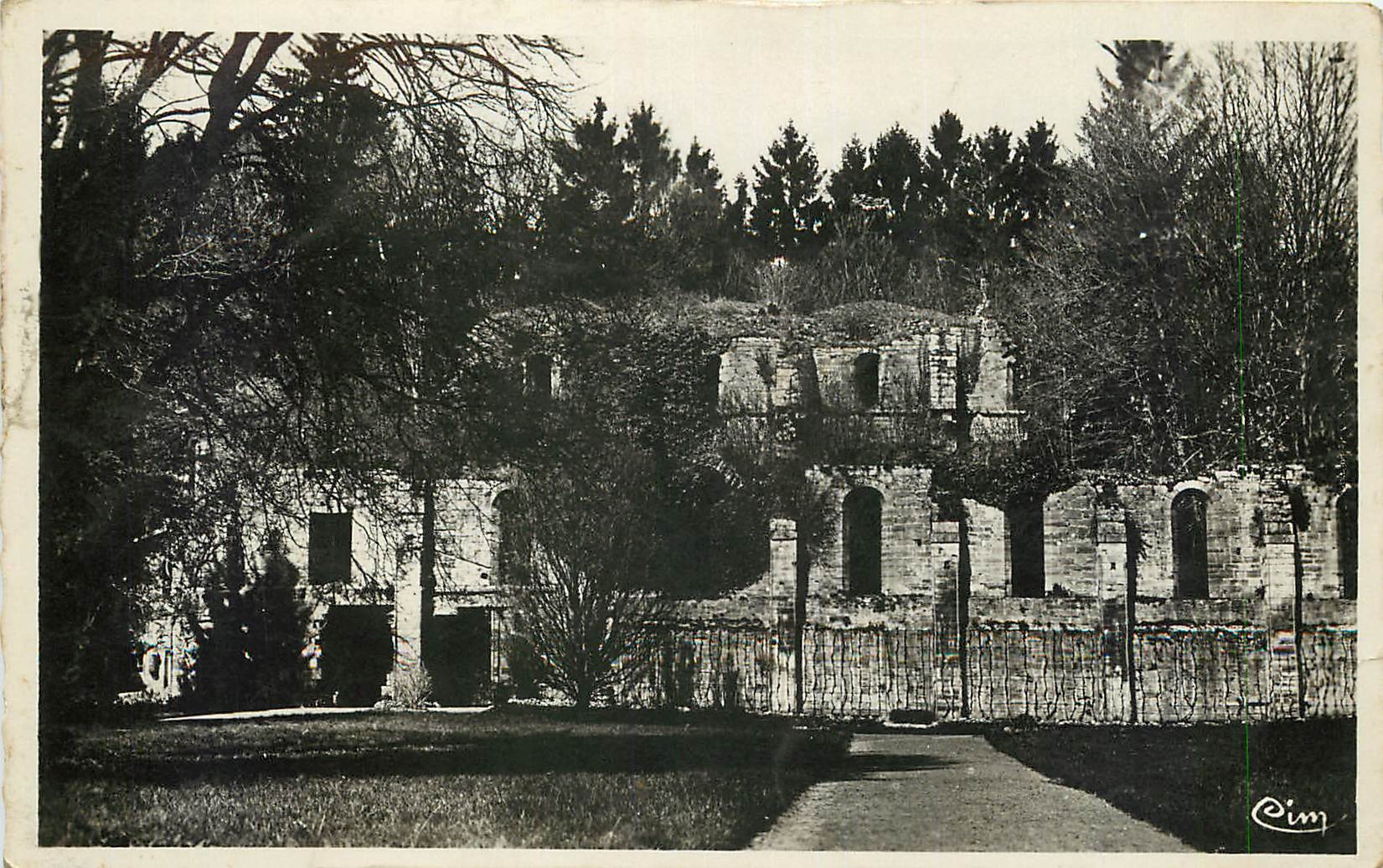 CPA Environs de Saint Dizier Hte Marne Trois Fontaines Ruines de l'ancienne Abbaye 