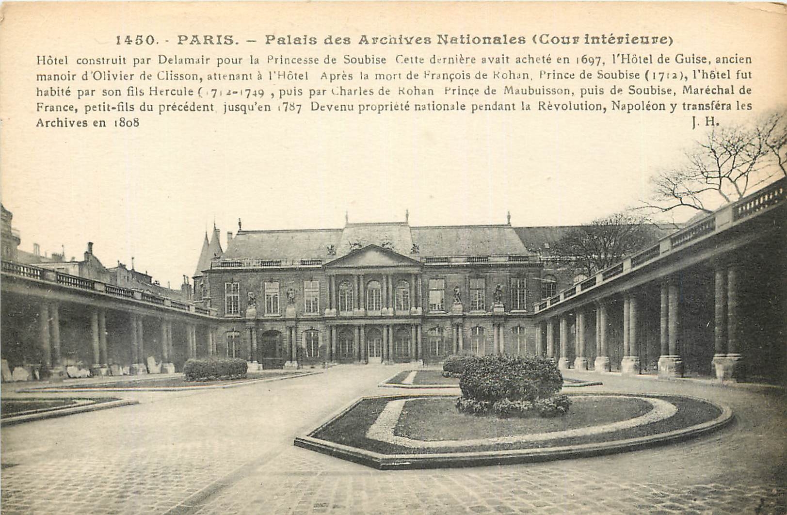 CPA Paris Palais des Archives Nationales Cour interieure 