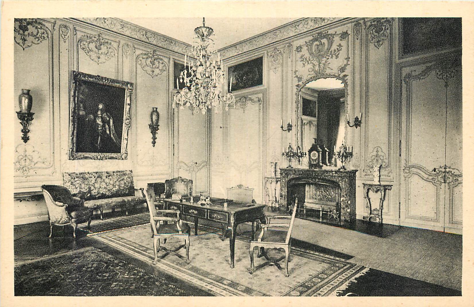 CPA Chateau de Champs S et M Salon du premier etage 