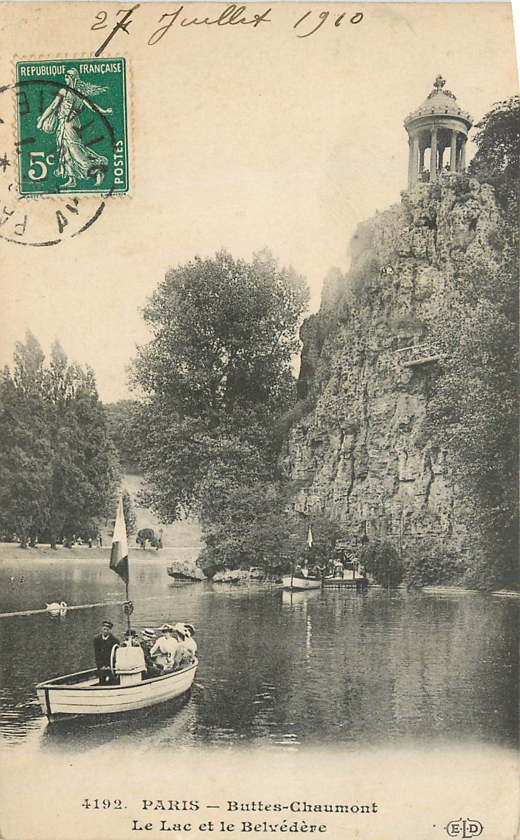 CPA Paris Buttes Chaumont Le Lac et le Belvedere 