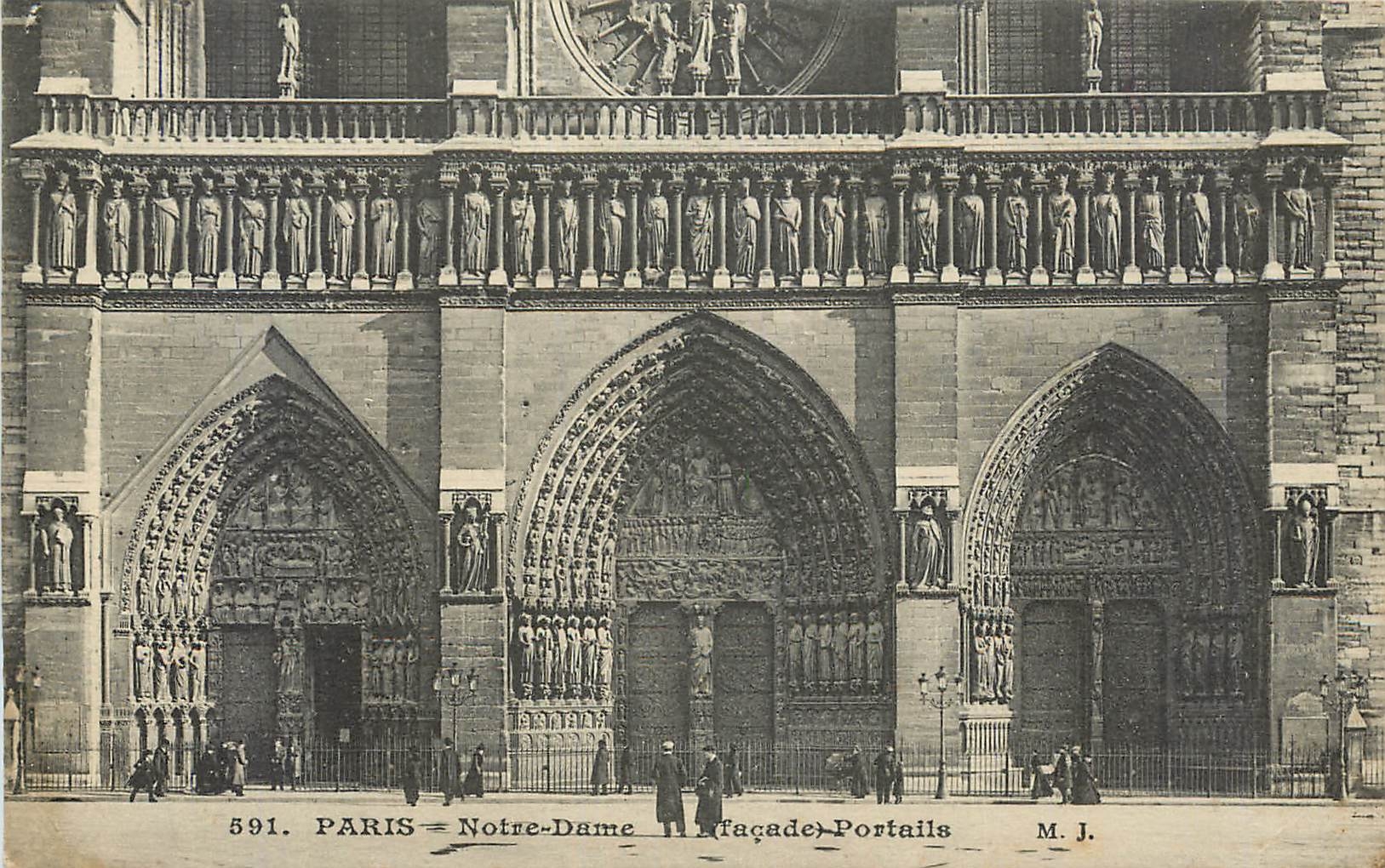 CPA Paris Notre Dame Facade Potyails 