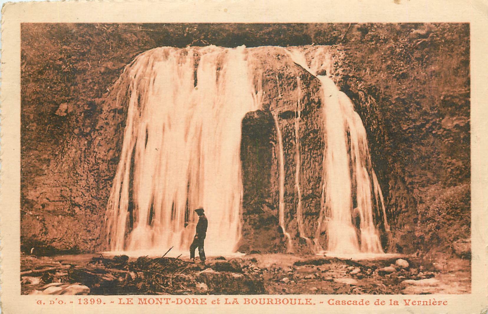 CPA Le Mont Dore et la Bourboule Cascade de la Verniere 