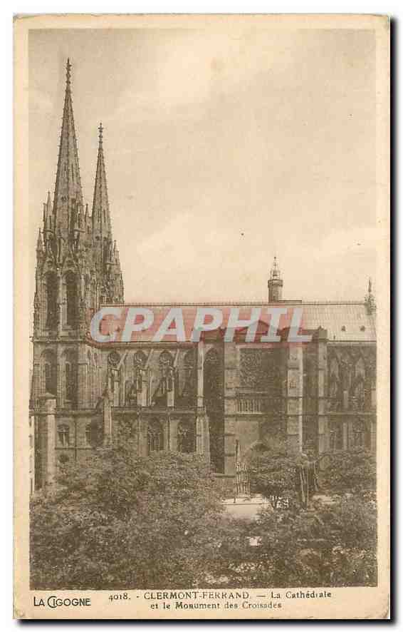 CPA Clermont Ferrand La Cathedrale et le Monument des Croisades 