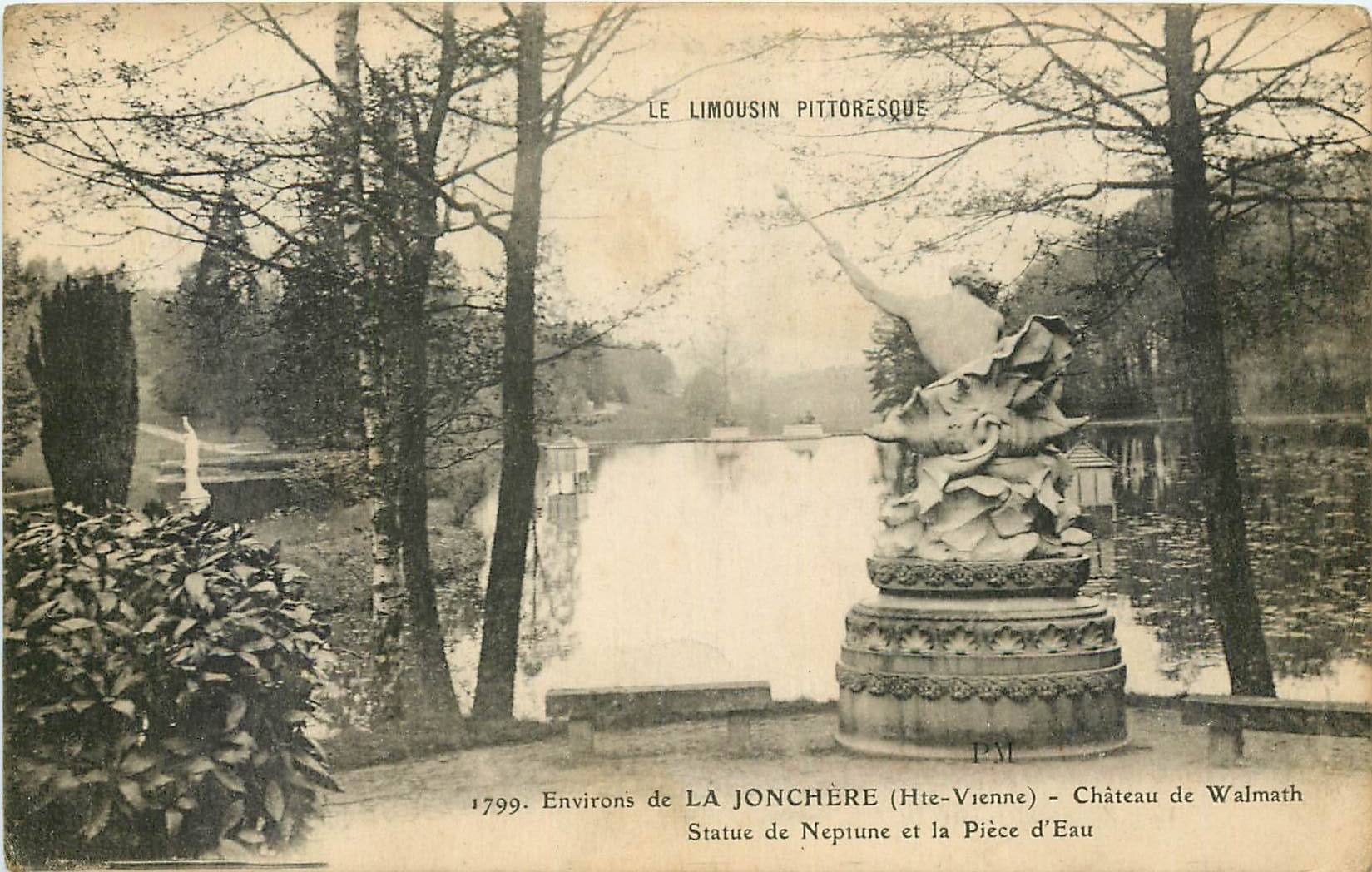 CPA Le Limousin Pittoresque Environs de la Jonchere Hte Vienne Chateau de Walmath Statue de Neptune 