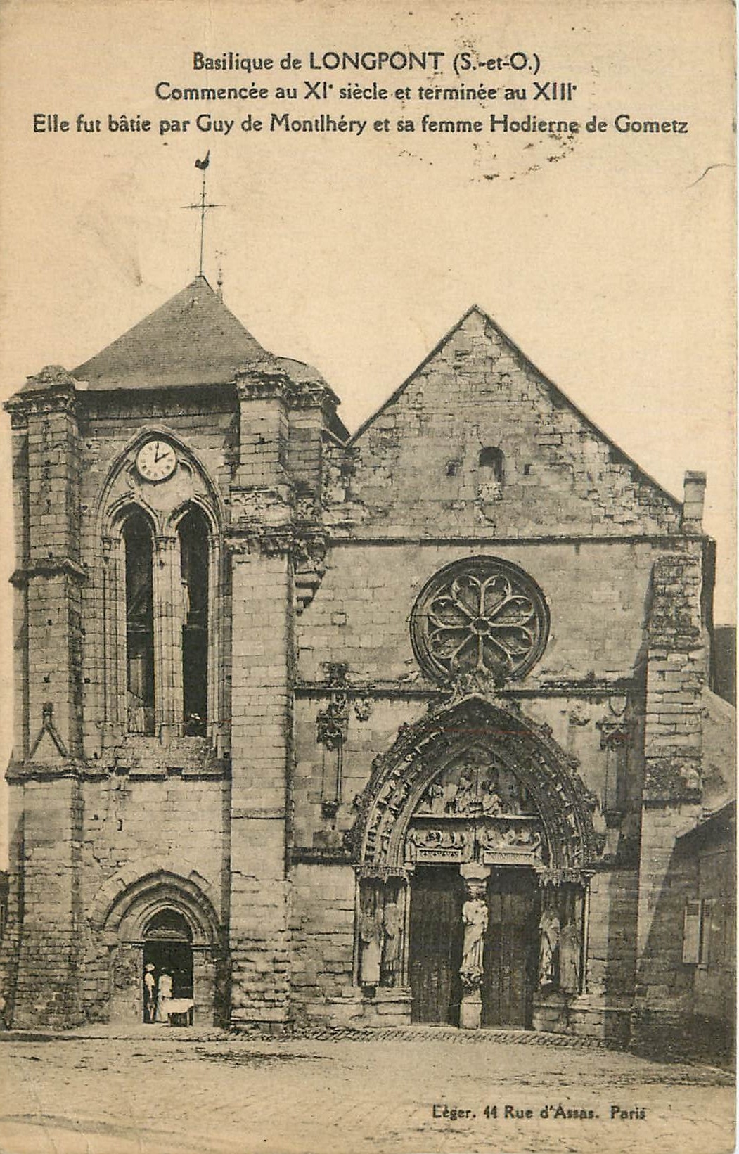 CPA Basilique de longpont S et O commencee au XI siecle et terminee au XIII 
