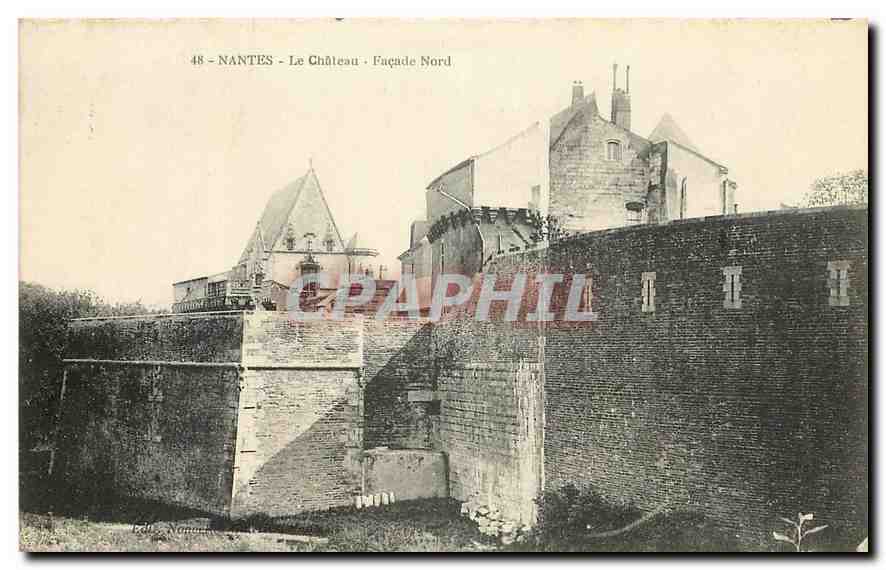 CPA Nantes le Chateau Facade Nord 