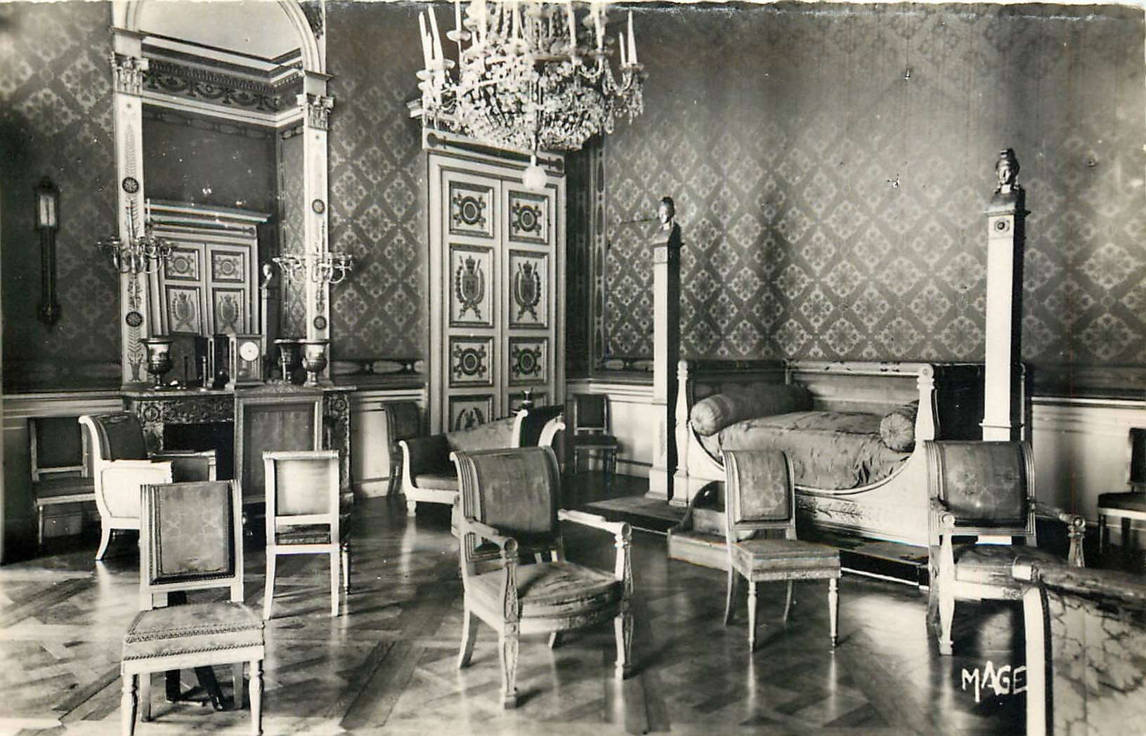 CPA Compiegne Oise au Chateau la Chambre de Napoleon Ier 