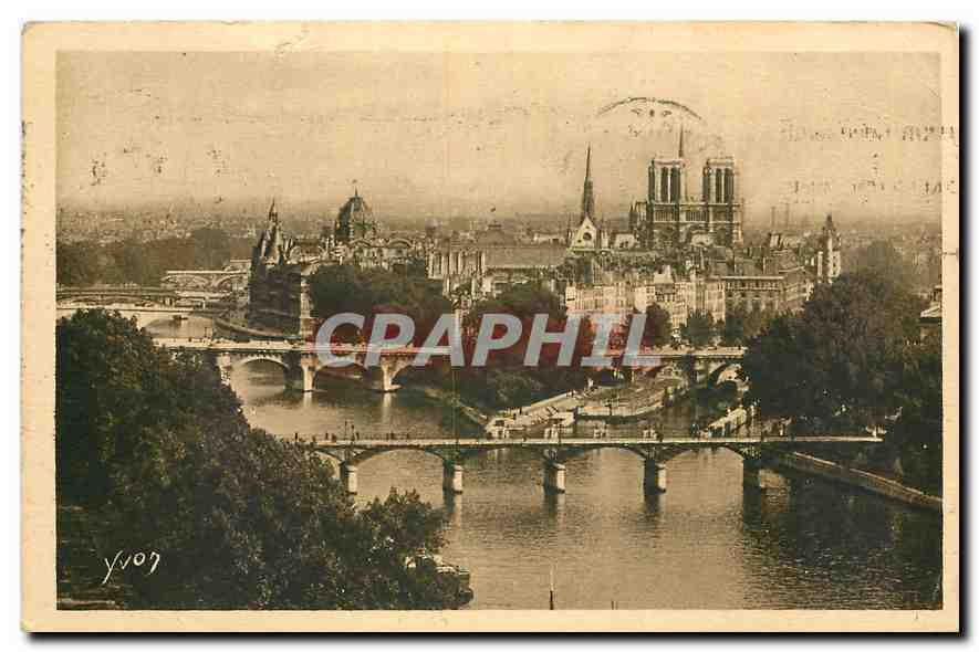 CPA Paris en Flanant la Cite Notre Dame 