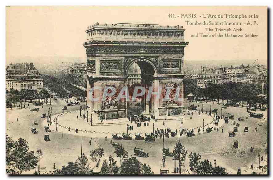 CPA Paris l'Arc de Triomphe et la Tombe du Soldat Inconnu 