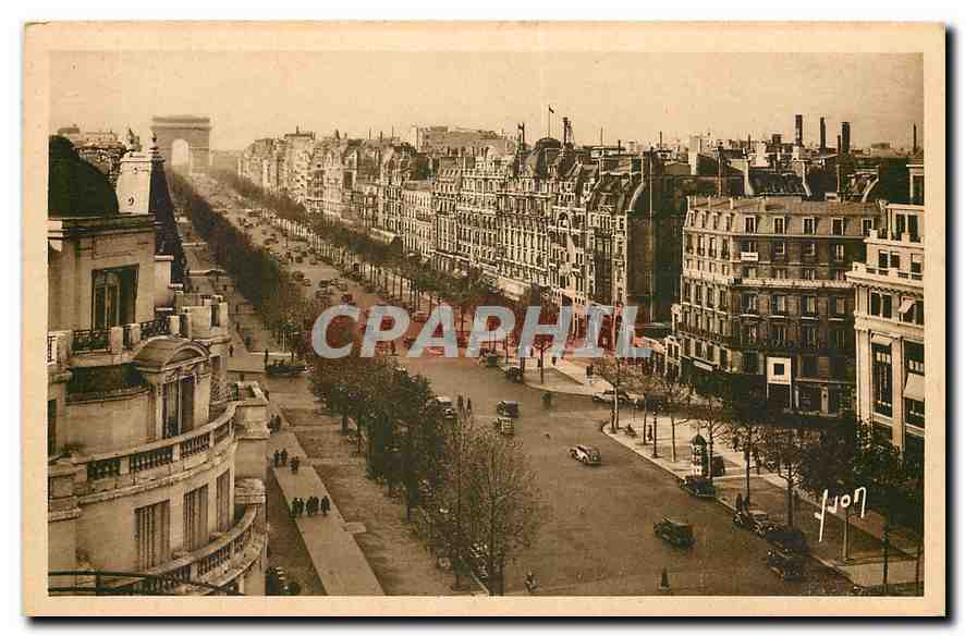 CPA Paris en Flanant Avenue des Champs Elysees 