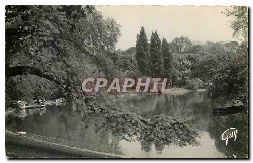CPA Paris et ses Merveilles Le Parc des Buttes Chaumont le Lac 