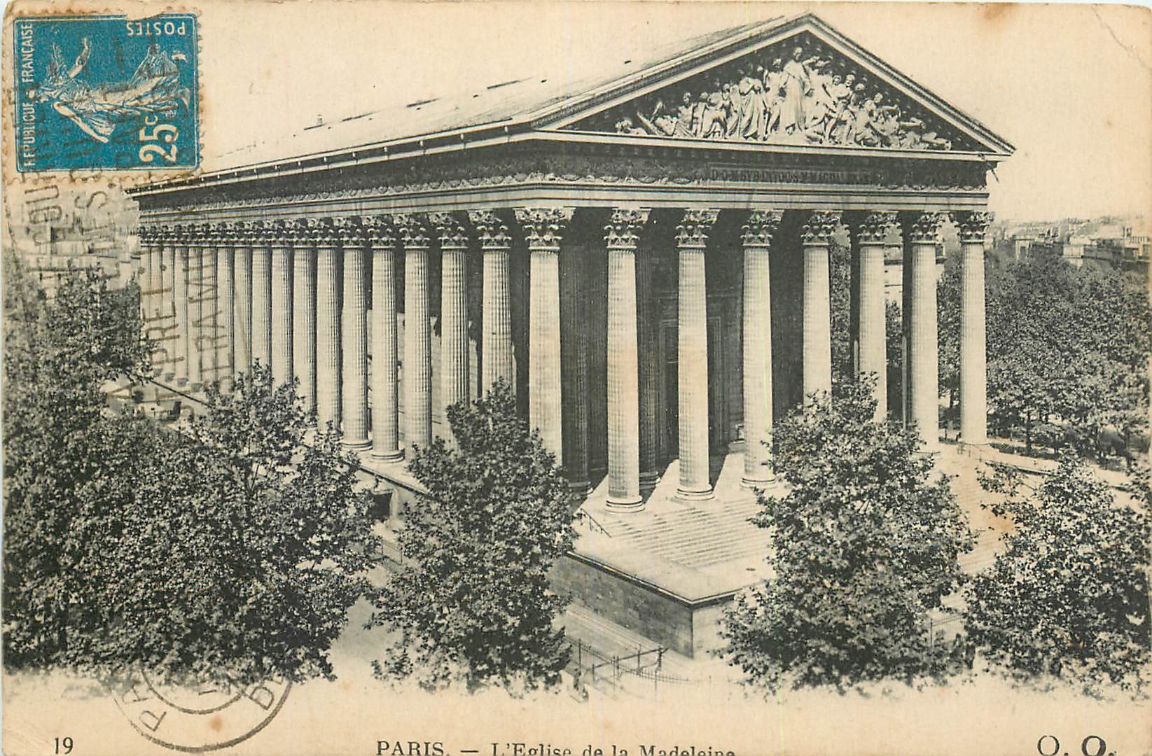 CPA Paris l'Eglise de la Madeleine 