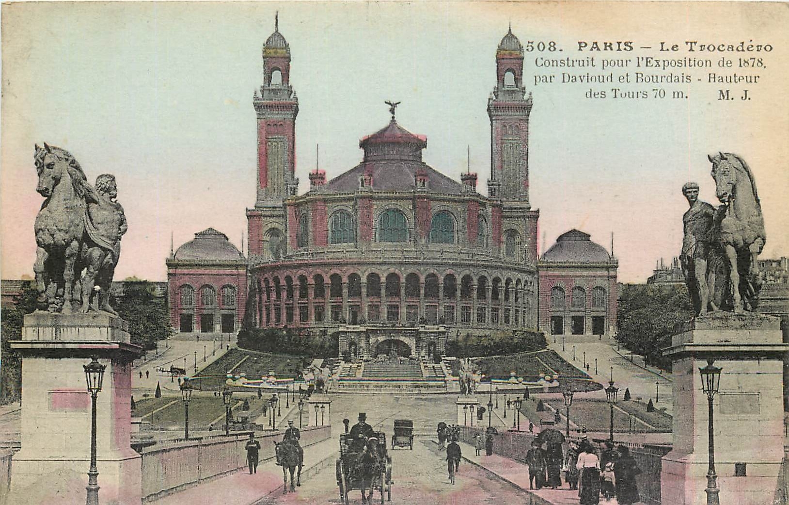 CPA Paris le Trocadero construit pour l'Exposition de 1878 par Davioud et Bourdais 