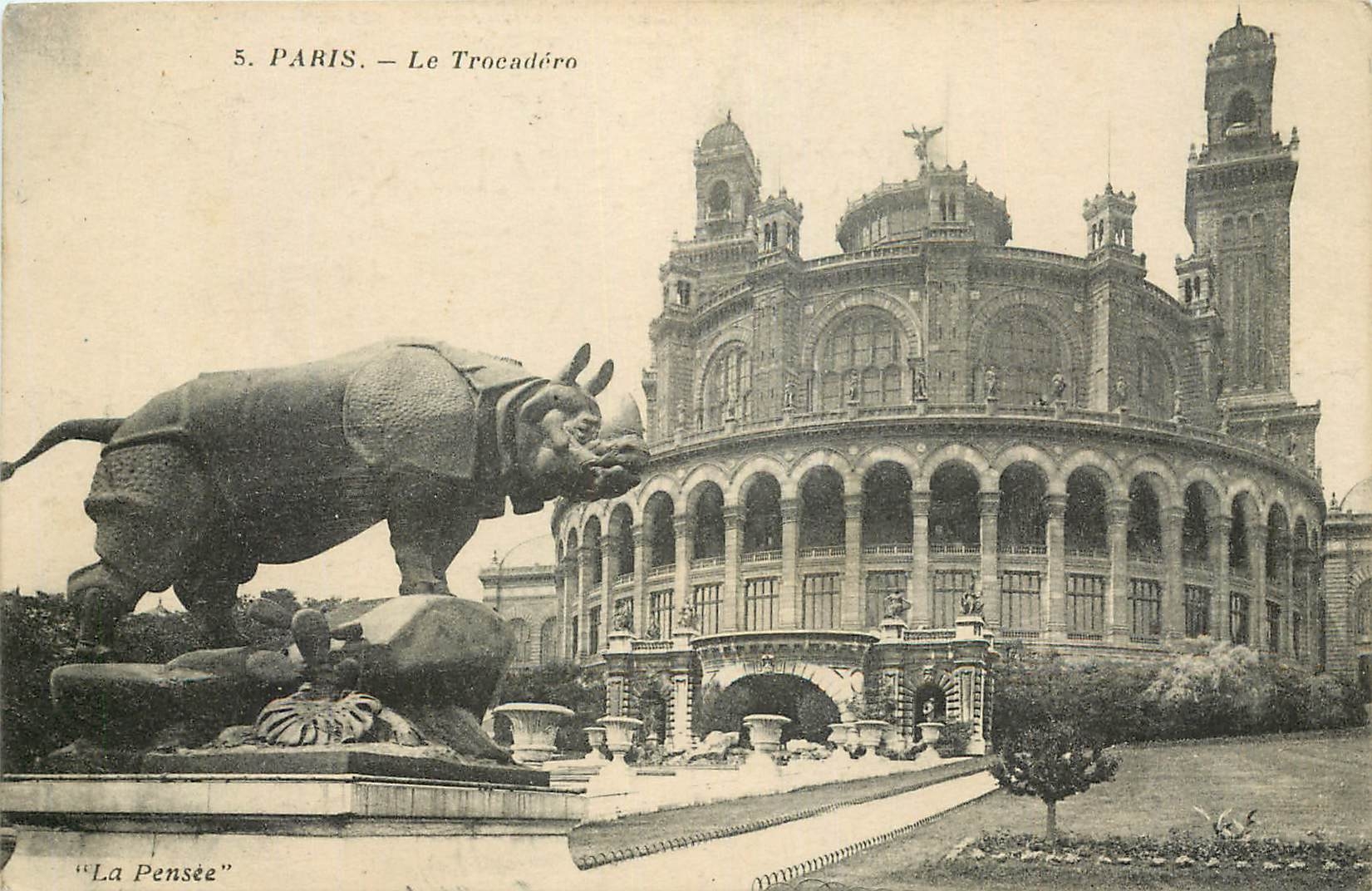 CPA Paris le Trocadero la Pensee Rhinoceros
