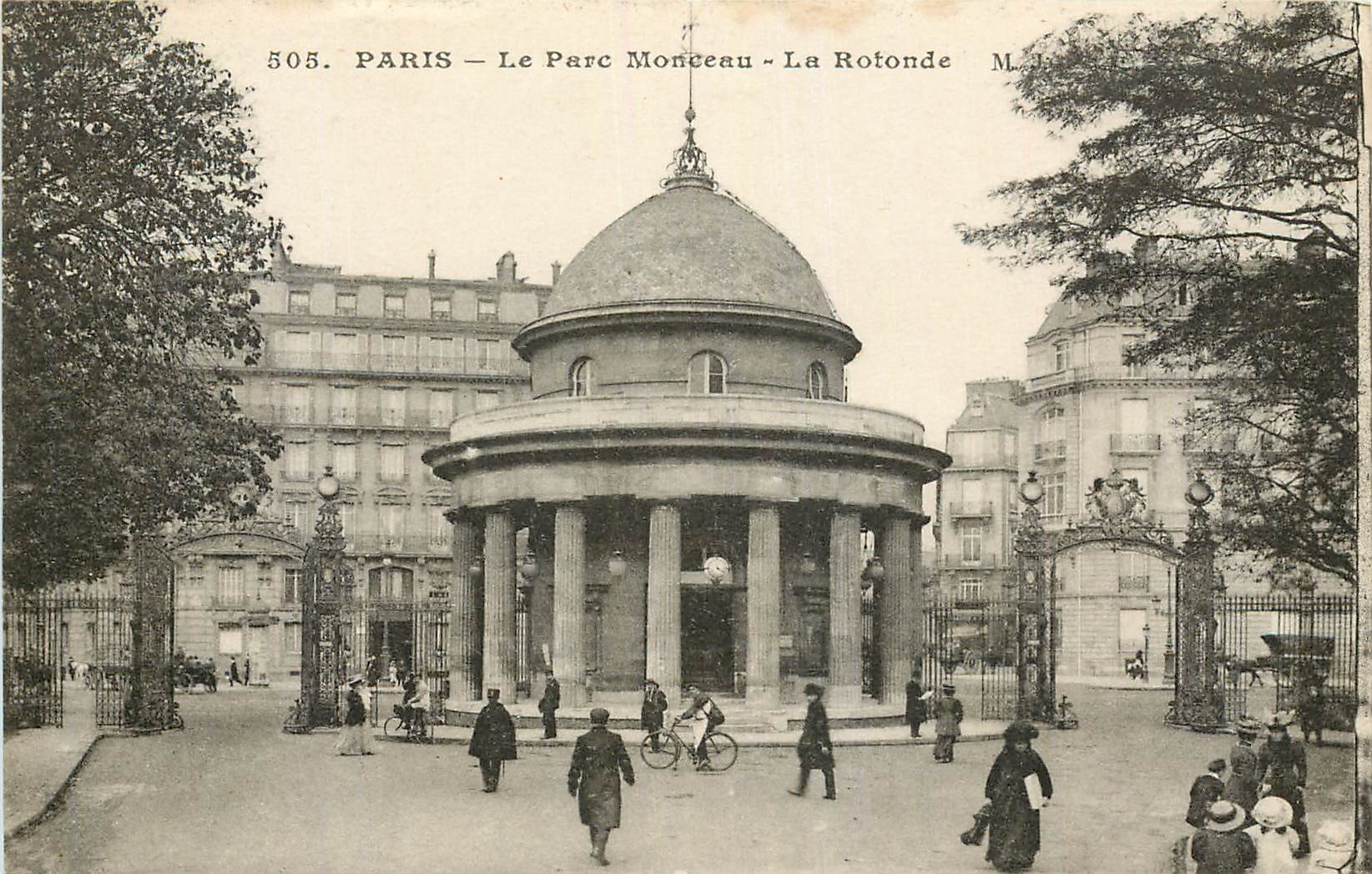 CPA Paris le Parc Monceau le Rotonde 