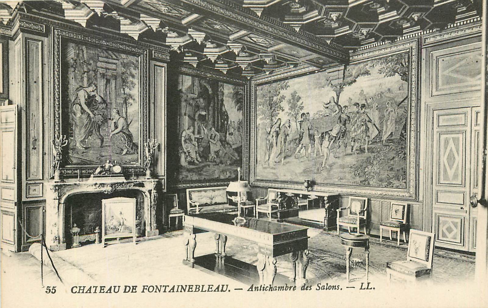 Schloss Fontainebleau — Antichambre des Salons — LL.