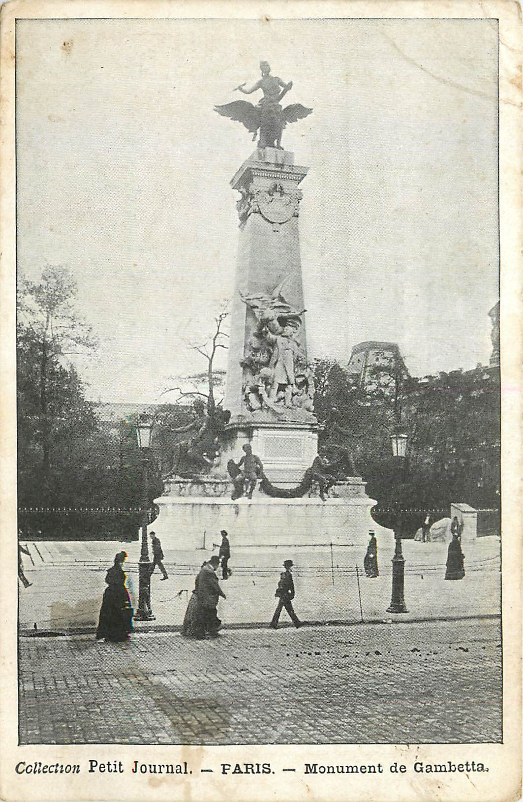 CPA Collection Petit Journal Paris Monument de Gambetta 