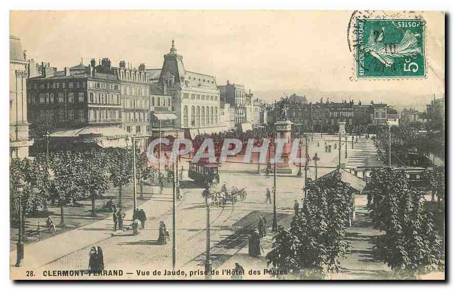 CPA Clermont Ferrand Vue de Jaude prise de l'Hotel des Postes 