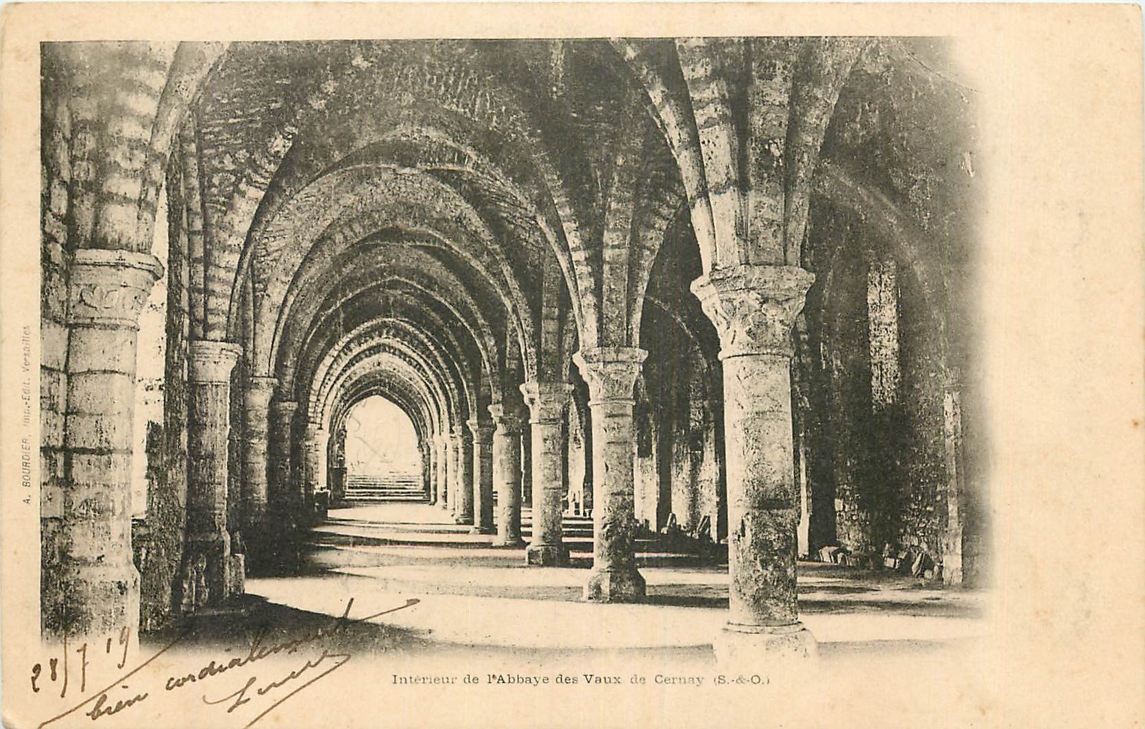 CPA Interieur de l'Abbaye des Vaux de Cernay E et O 