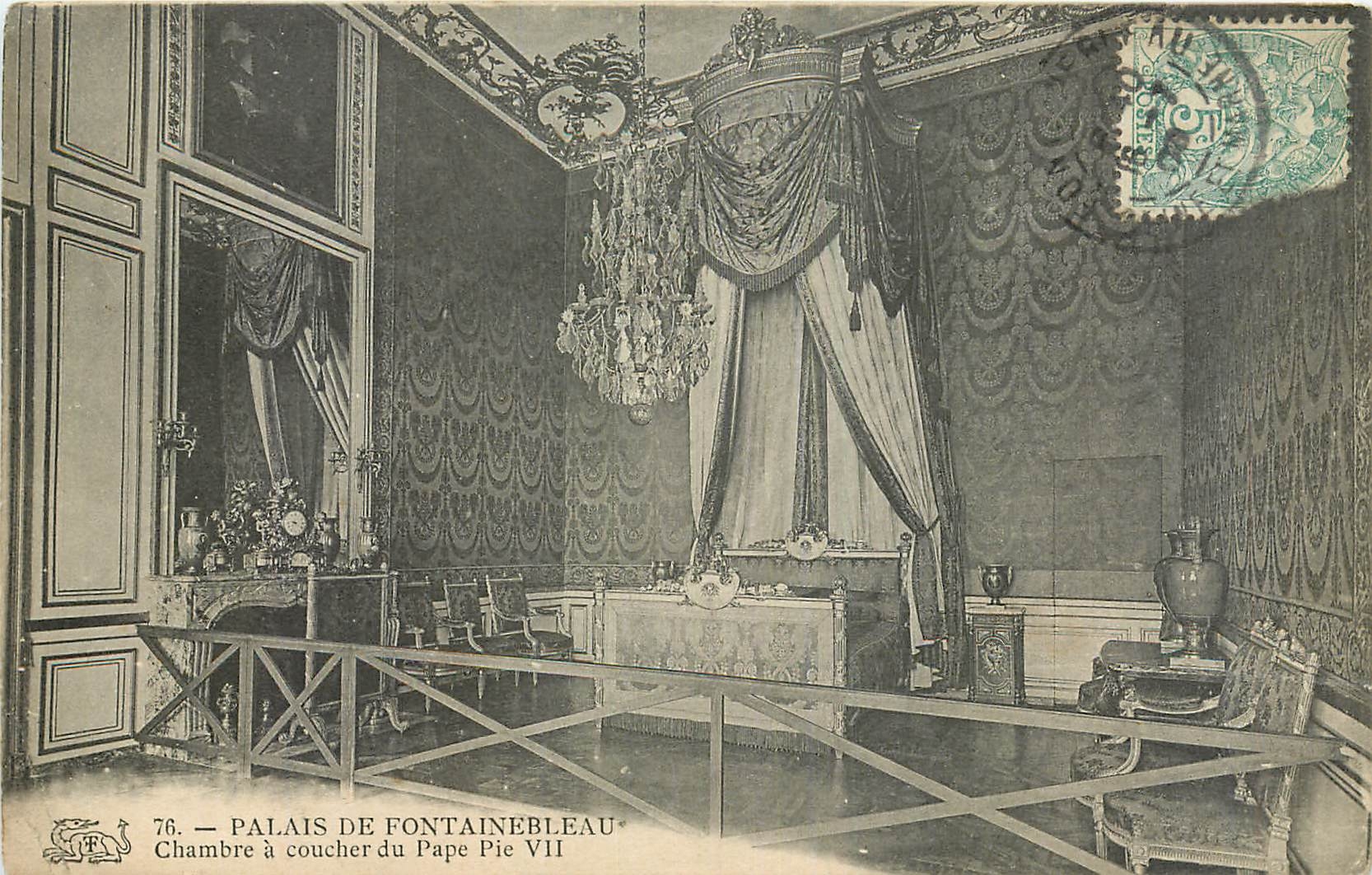 Palais de Fontainebleau — Chambre à coucher du Pape Pie VII — n°76