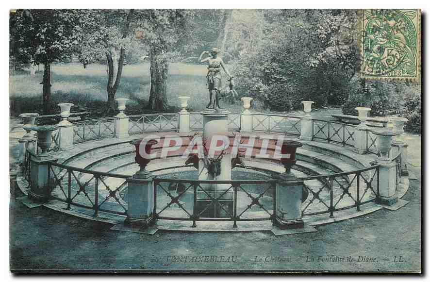 Fontainebleau — Le Château — La Fontaine de Diane — LL.