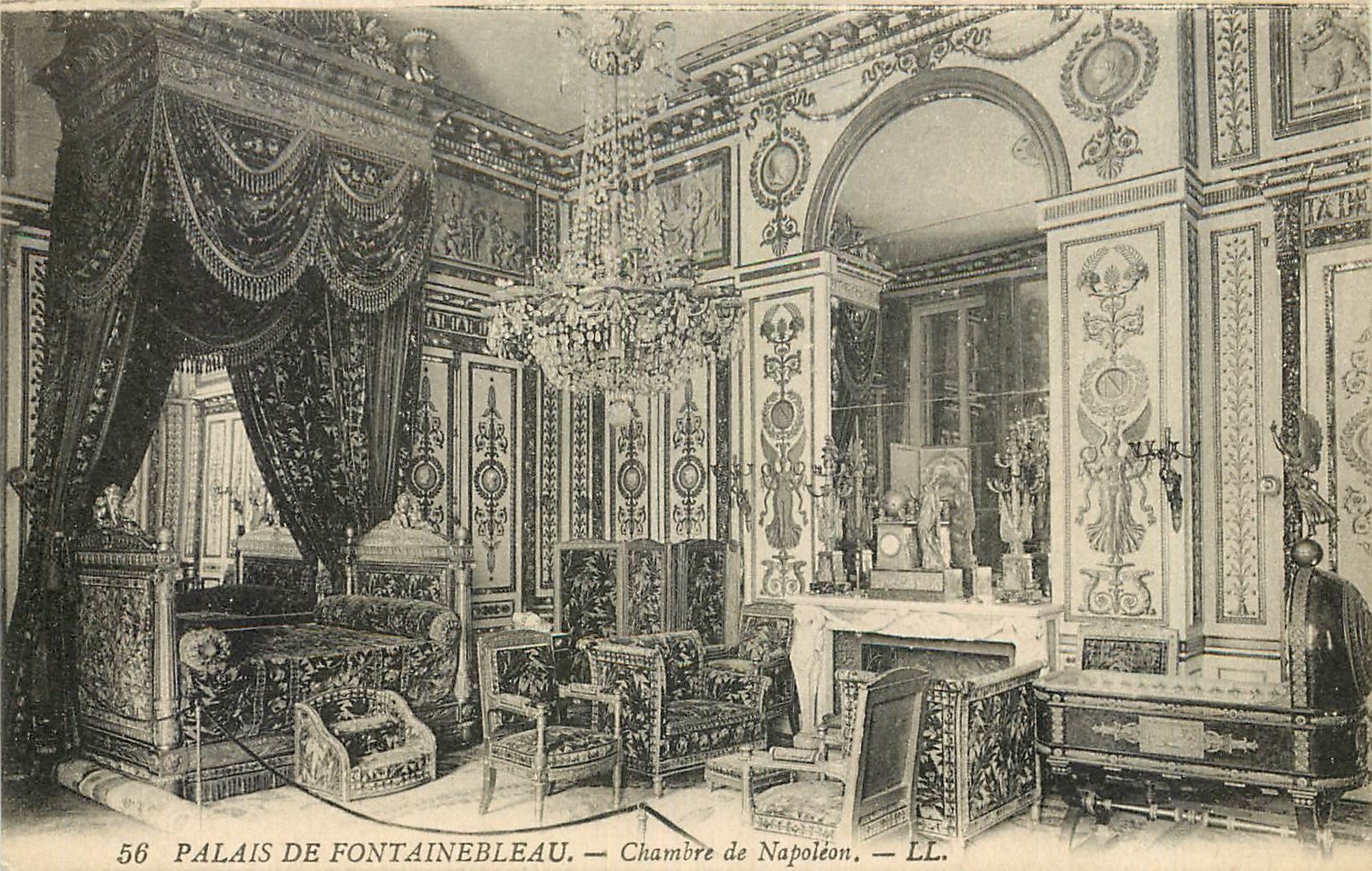 Palacio de Fontainebleau — Habitación de Napoleón — LL. — N° 56