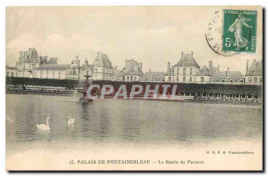 Palais de Fontainebleau — Le Bassin du Parterre — G. B. N. G. Fontainebleau