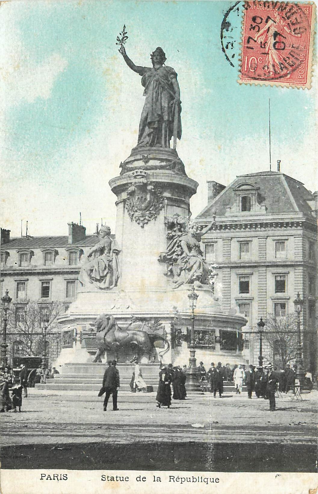 CPA Paris Statue de la Republique 