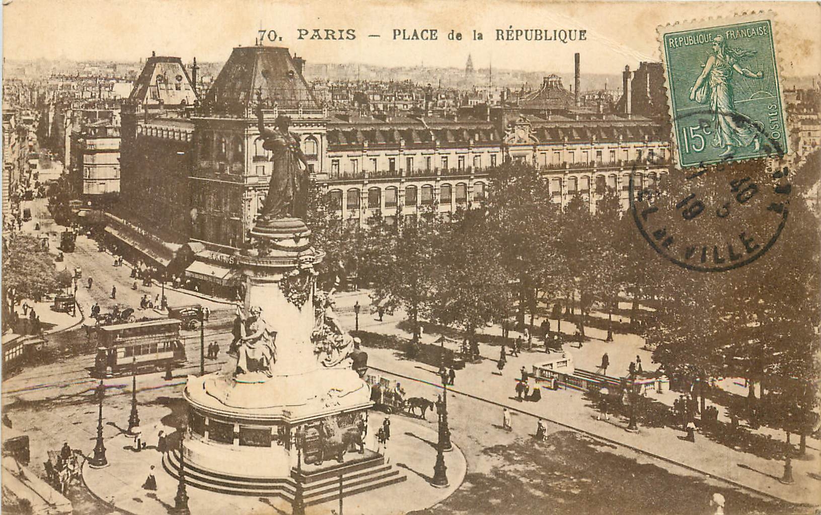 CPA Paris Place de la Republique 