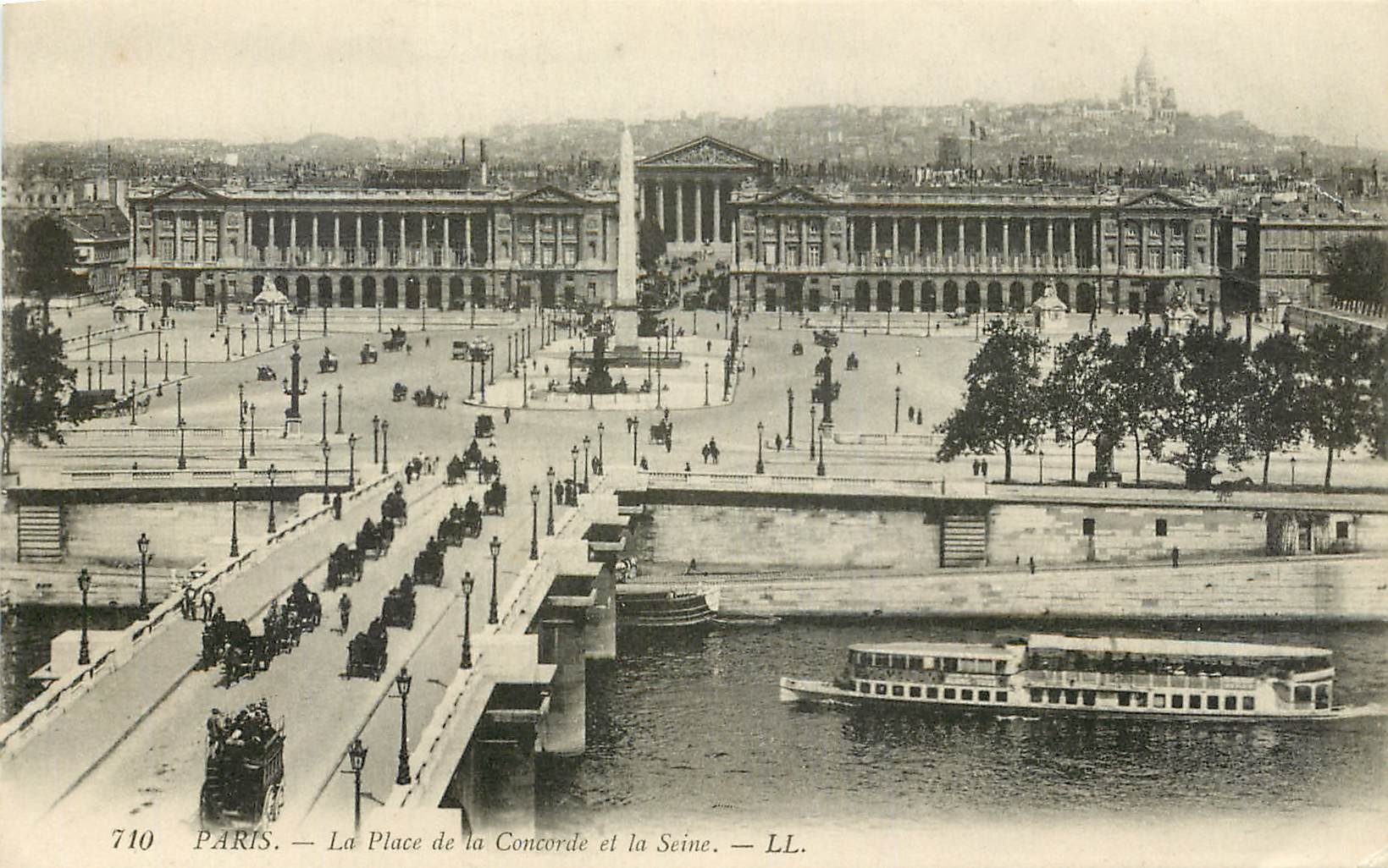 CPA Paris la Place de la Concorde et la Seine 