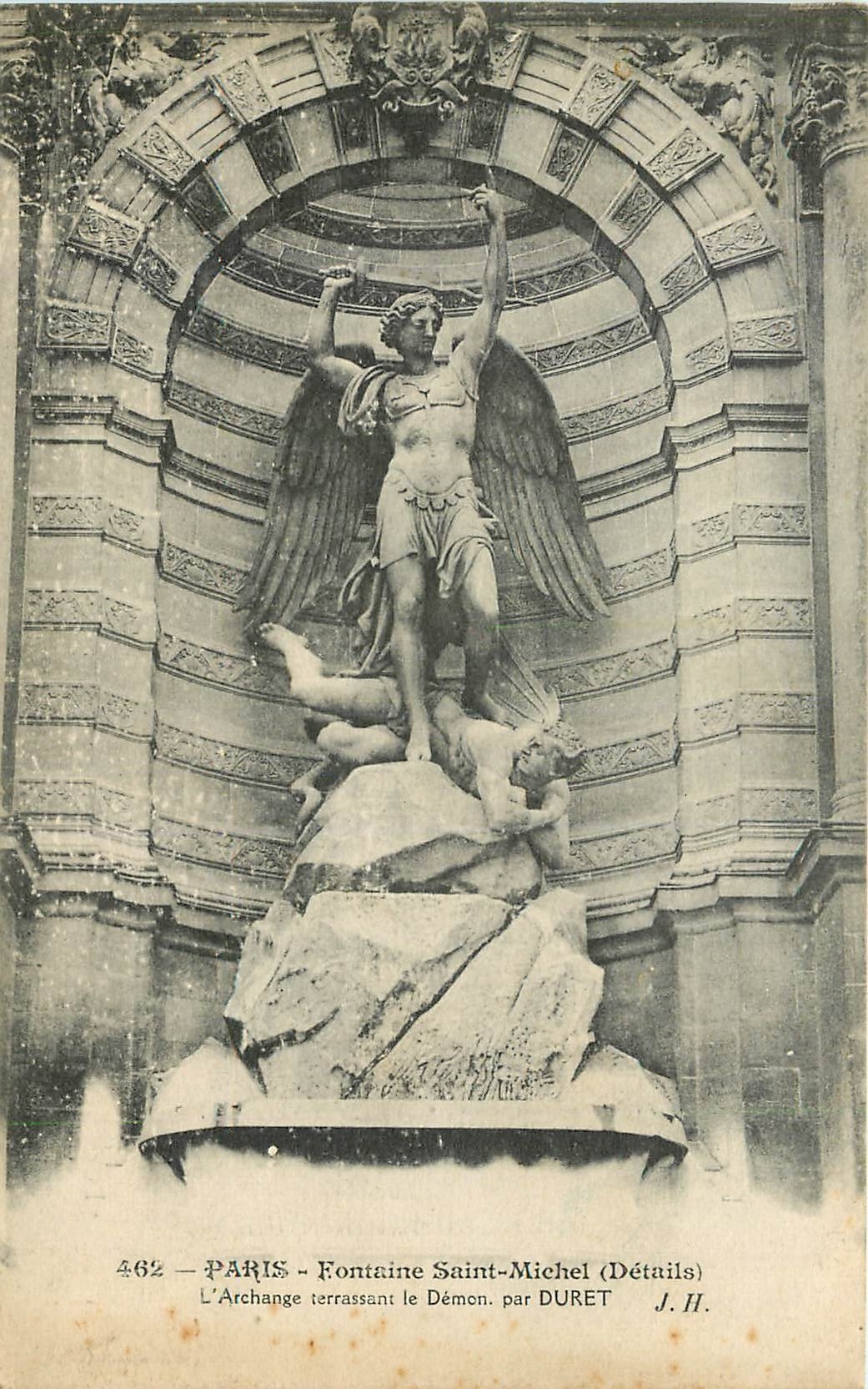 CPA Paris fontaine Saint Michel 