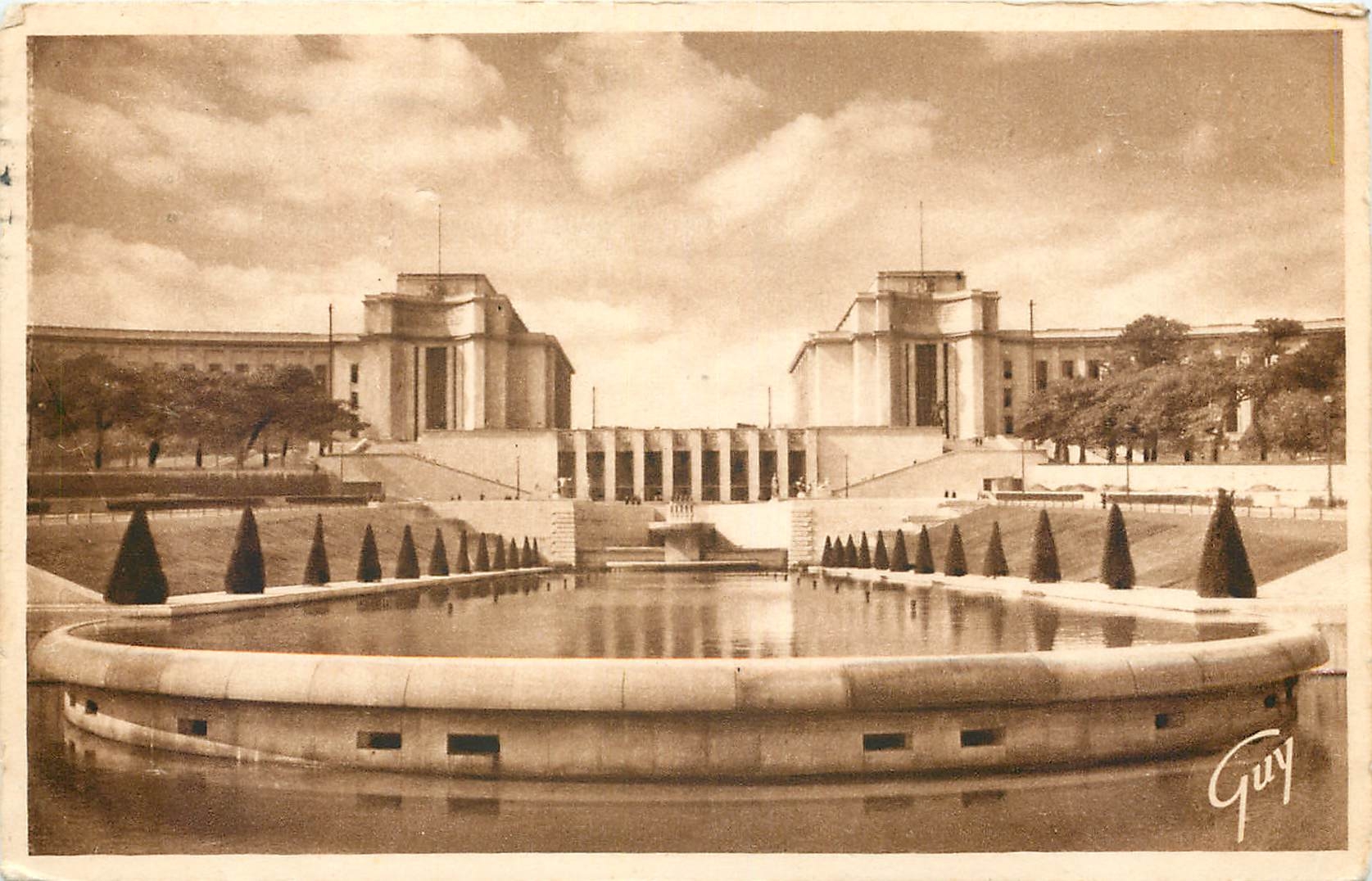 CPA Paris et ses merveilles le palais de Chaillot vu des jardins 
