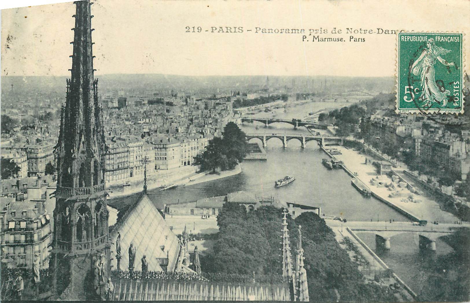 CPA Paris Panorama pris de Notre Dame 