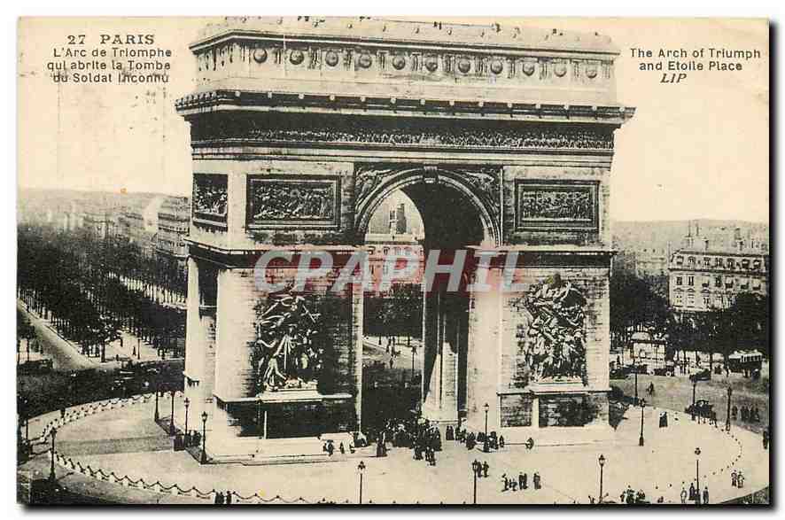 CPA Paris L'Arc de Triomphe qui abrite la Tombe du Soldat inconnu 