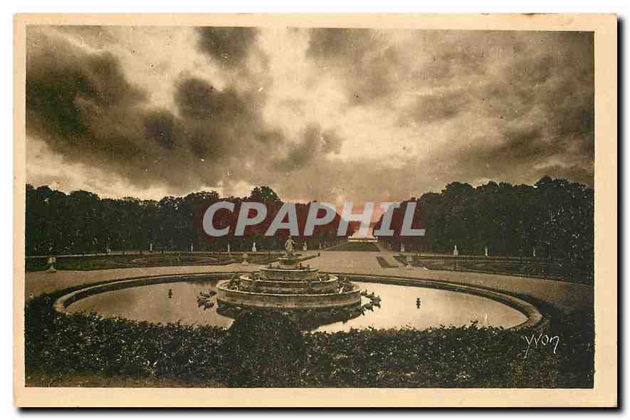 CPA Splendeurs et charmes de Versailles Bassin de Latone 