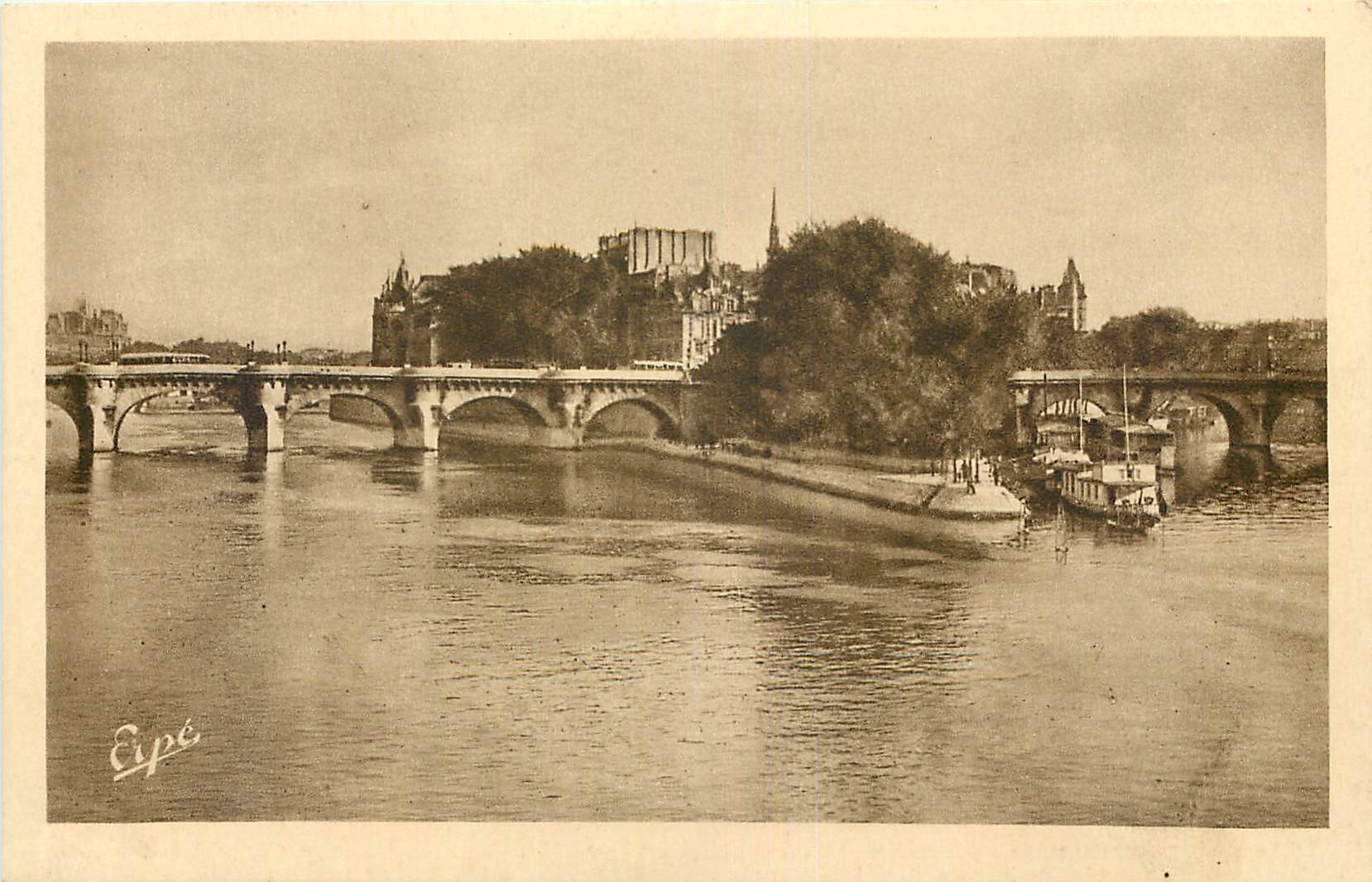CPA En Visitant Paris la Seine pont Neuf et Square du Vert galant 