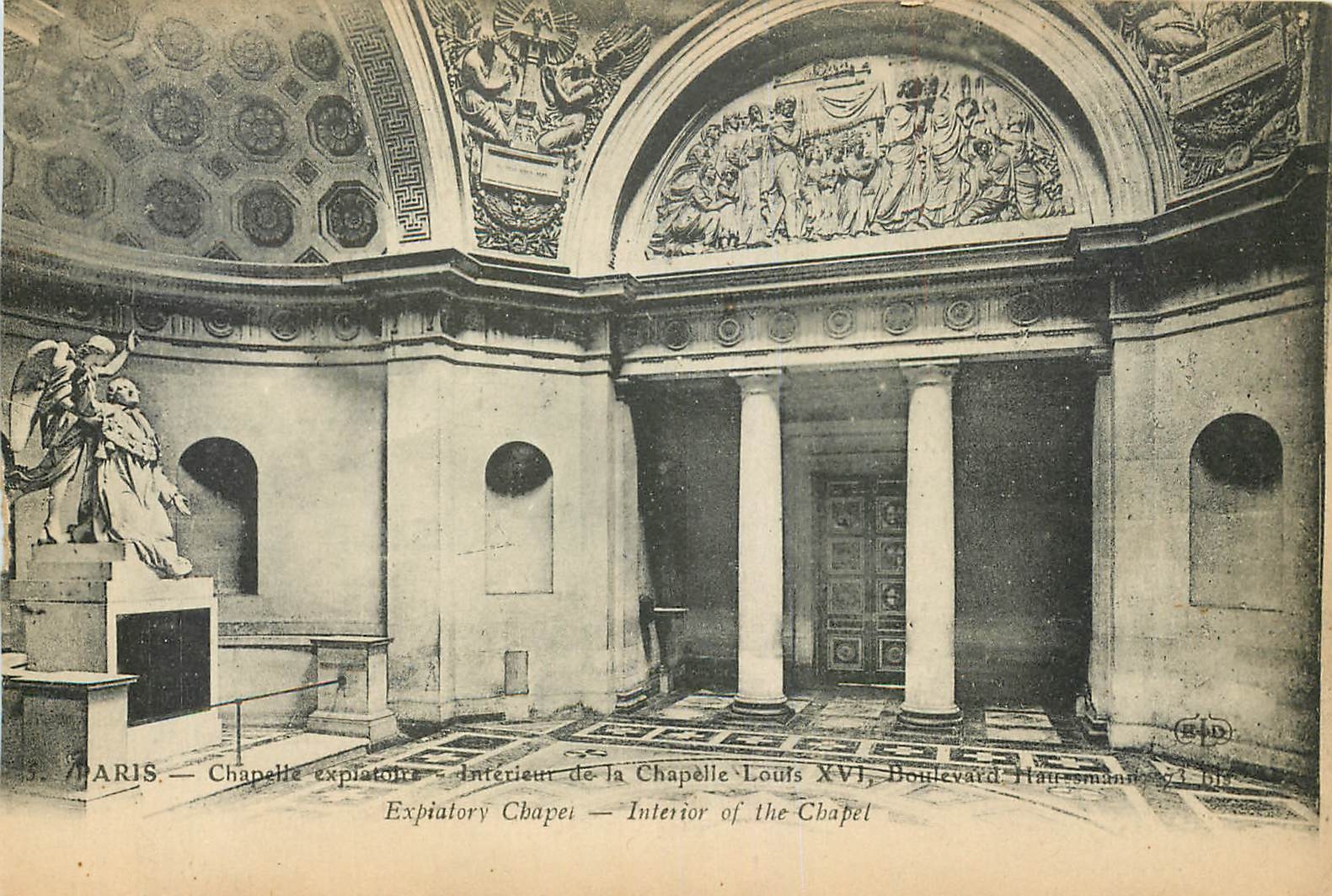 CPA Paris Chapelle Expiratoire Interieur de la Chapelle Louis XVI Boulevard Haussmann