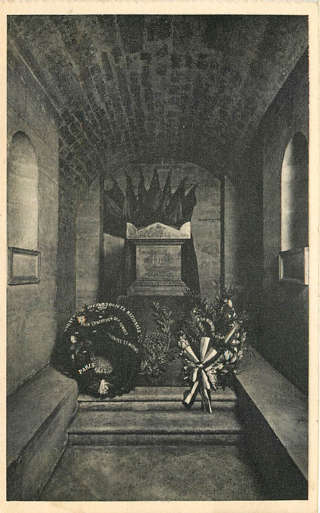 CPA Paris Le Pantheon Tombeau de Lannes 