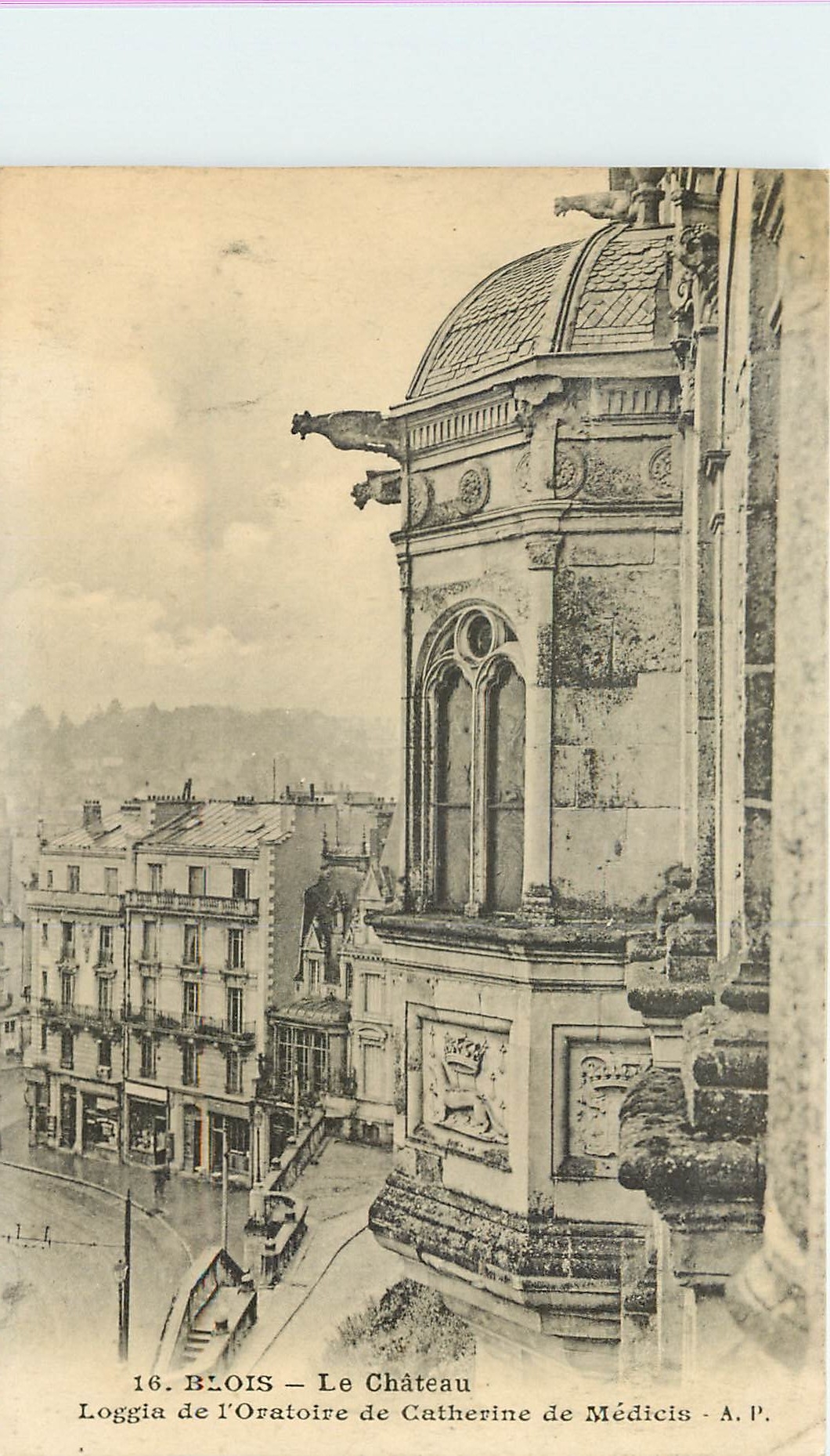 Blois — Das Schloss, Loggia des Oratoriums von Catherine de Médicis — A.P.