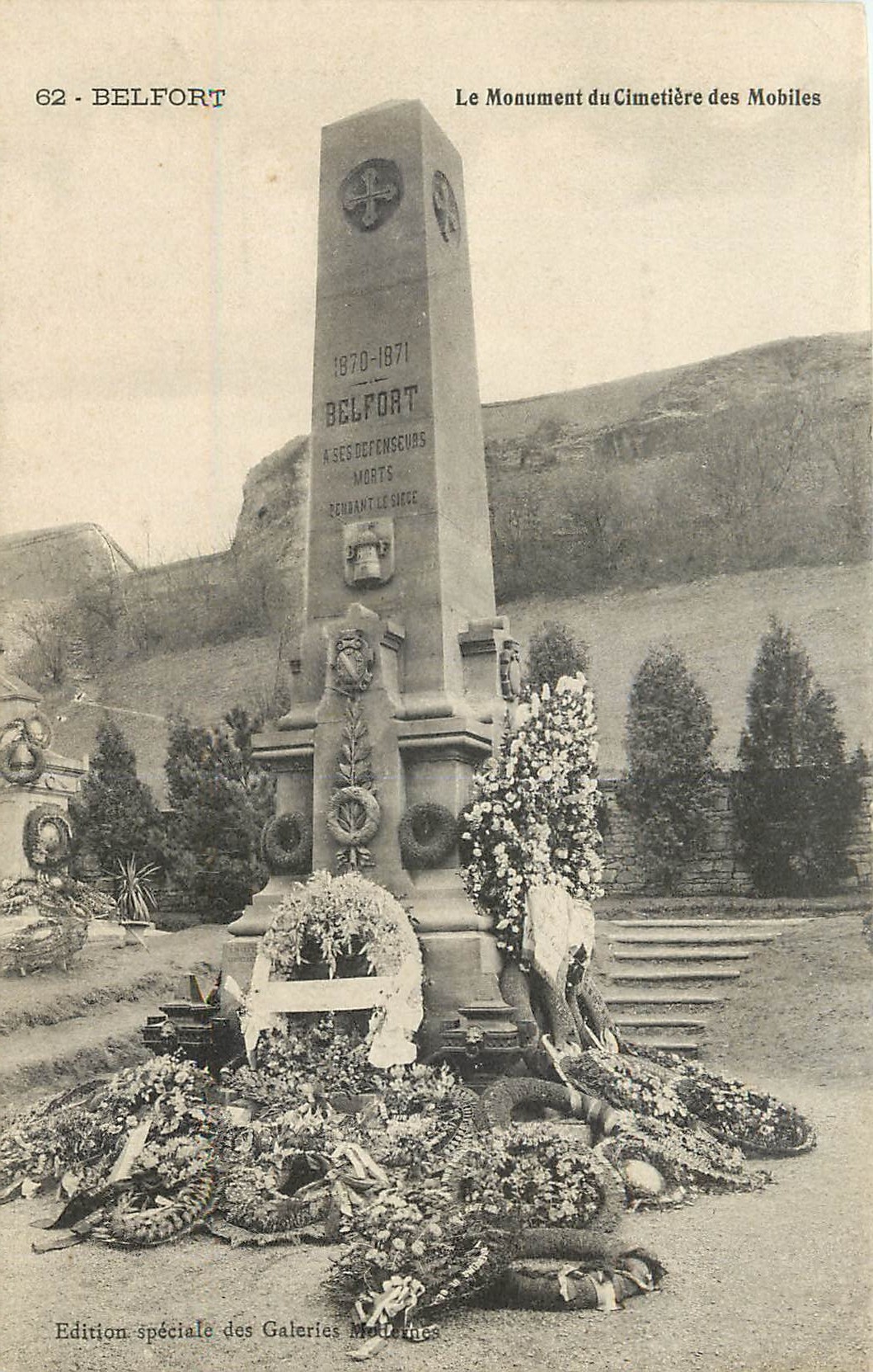 CPA Belfort Le Monument du Cimetiere des Mobiles 