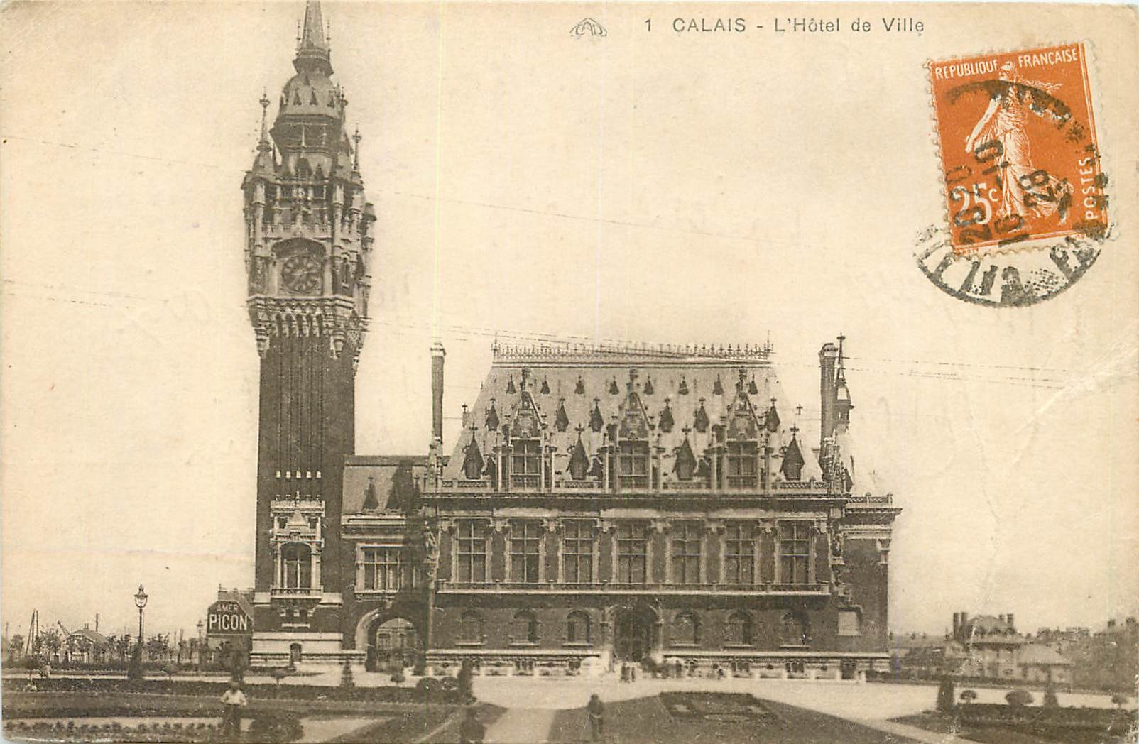 CPA Calais L'Hotel de Ville 
