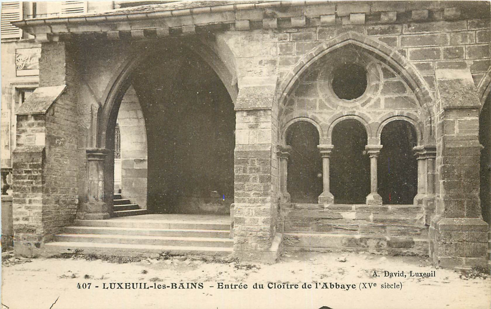 CPA Luxeuil les Bains Entree du Cloitre de l'Abbaye 