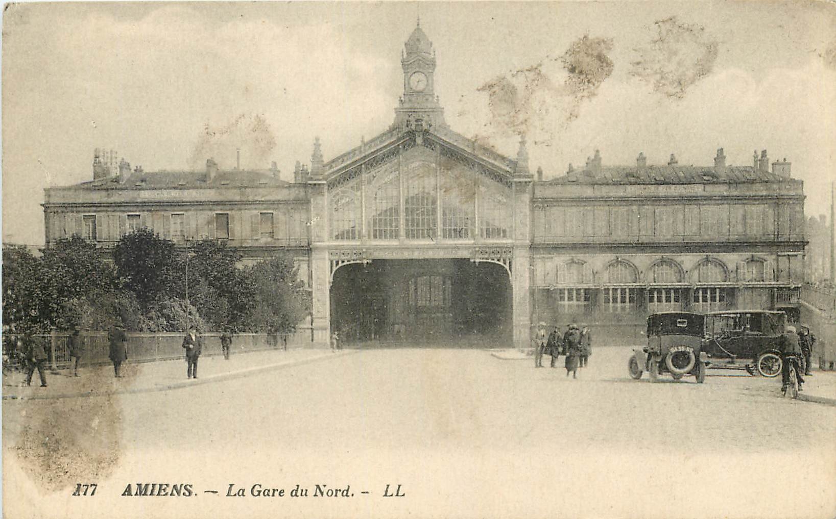 CPA Amiens La Gare du Nord 