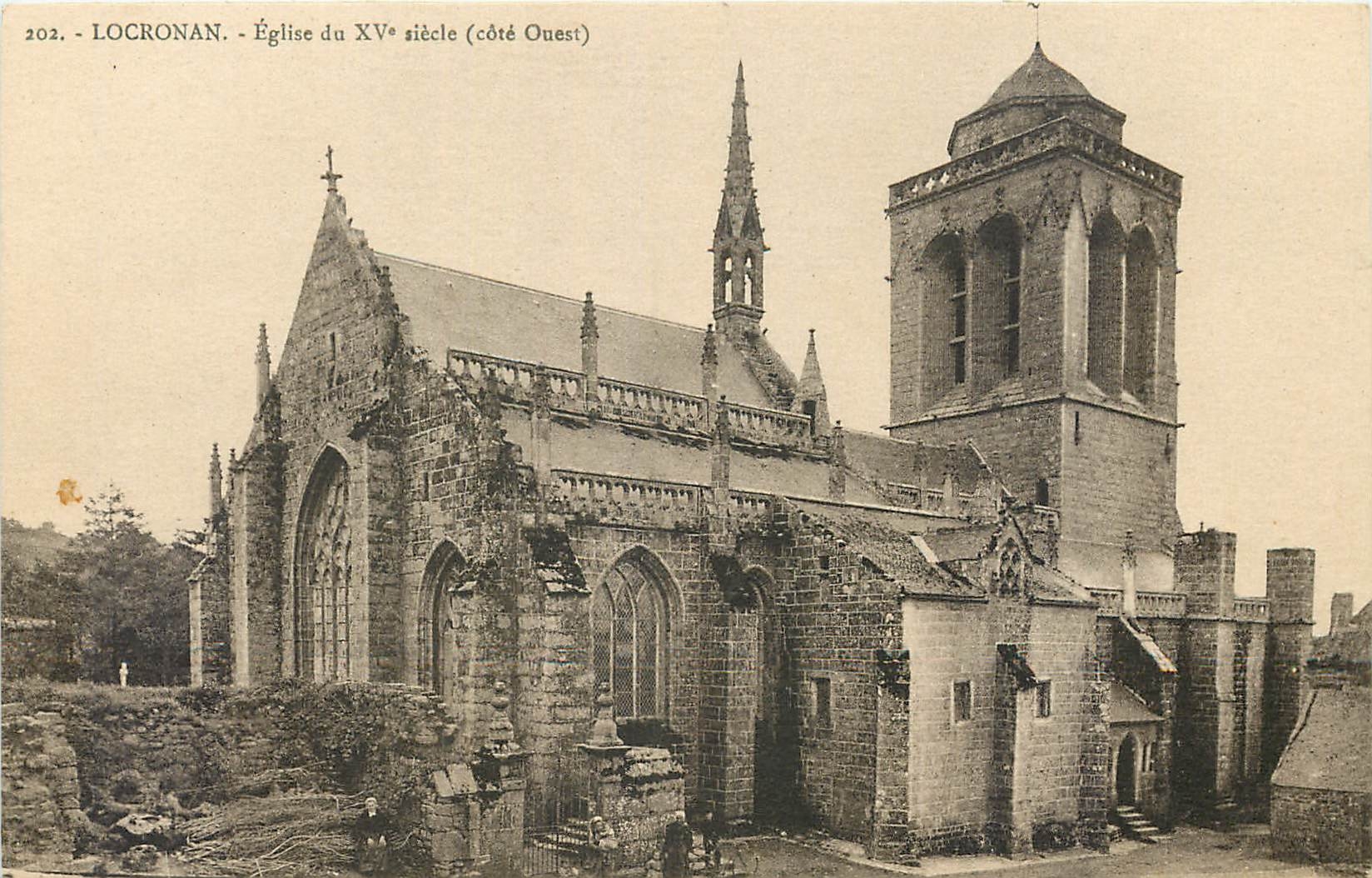 CPA Locronan Eglise du XV siecle cote Ouest 