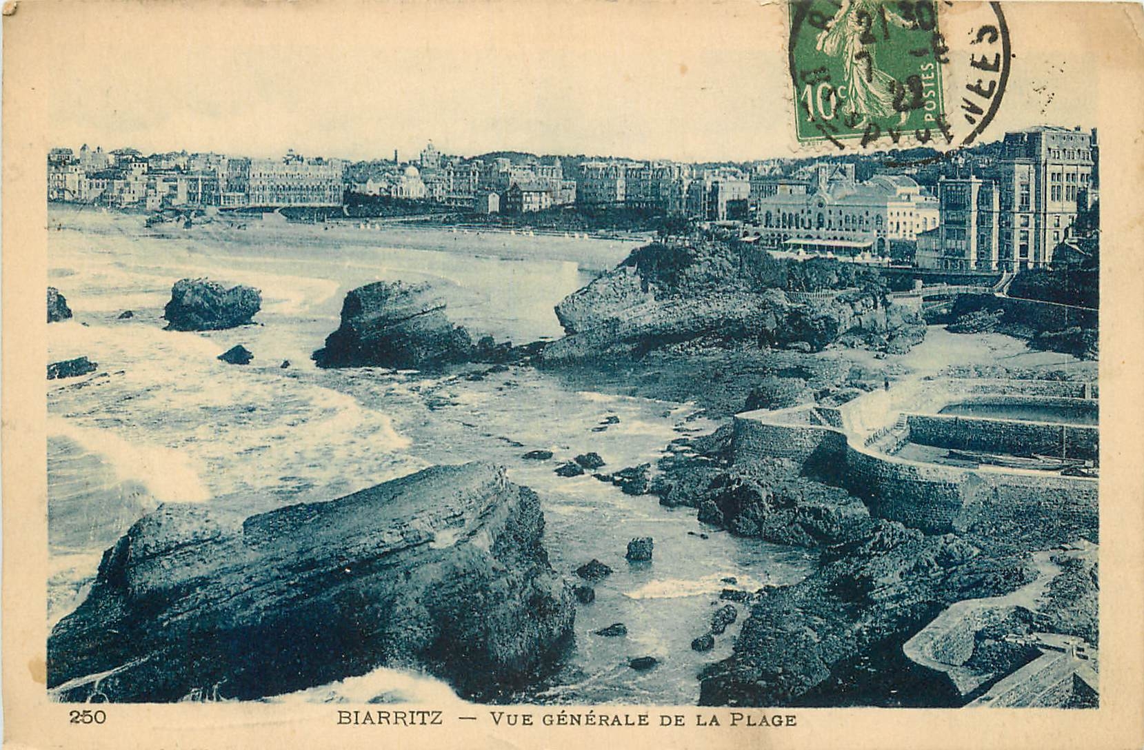 CPA Biarritz Vue generale de la Plage 