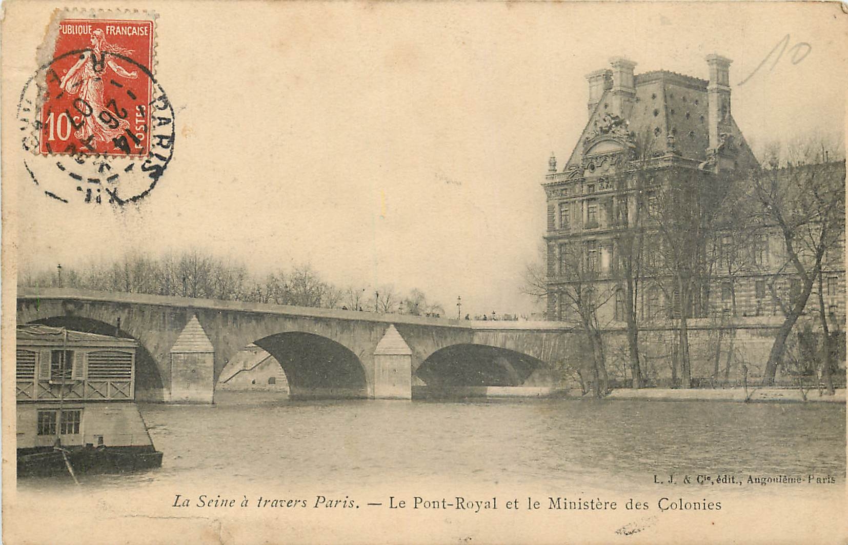 CPA La Seine a travers Paris Le Pont Royal et le Ministere des Colonies 