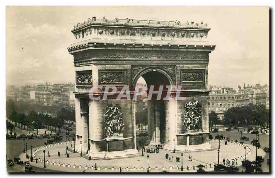 CPA Paris L'Arc de Triomphe 