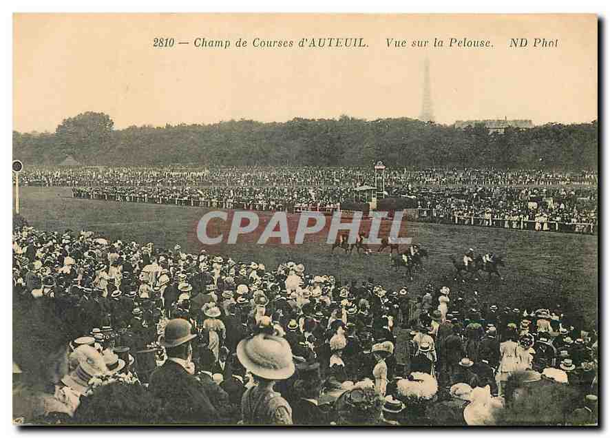 CPA Champ de Sourses d'Auteuil Vue sur la Pelouse Hippisme Chevaux