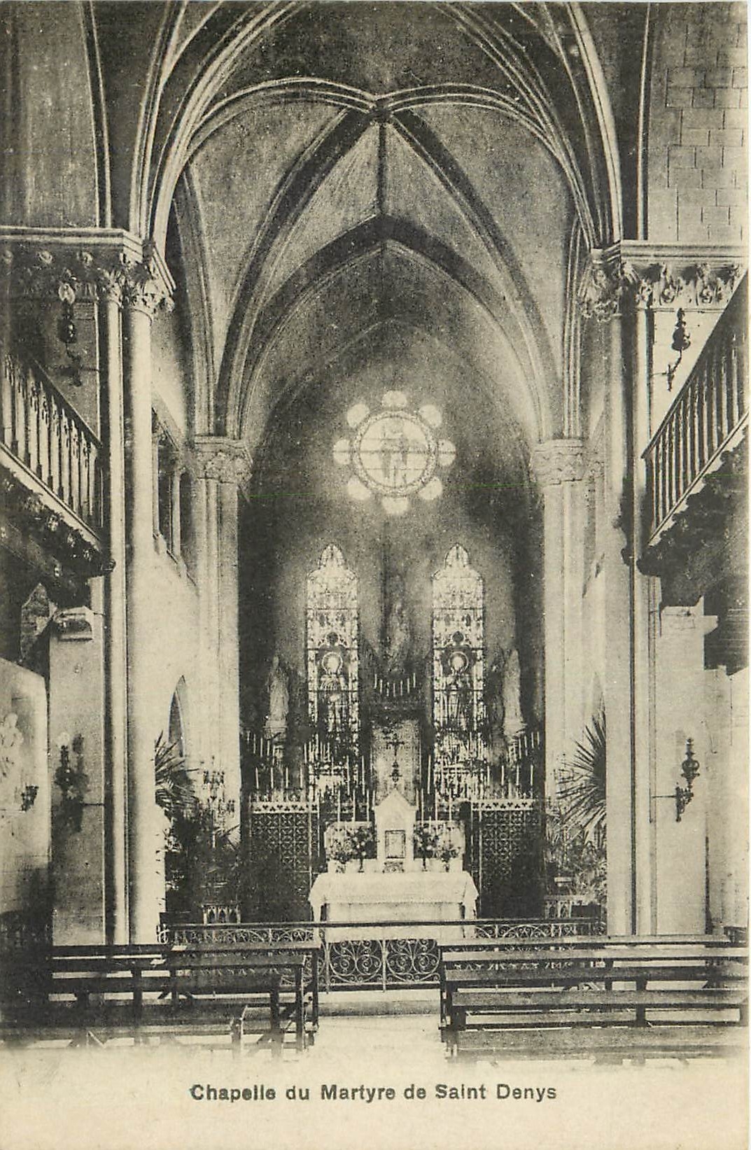 CPA Chapelle du Martyre de Saint Denys 