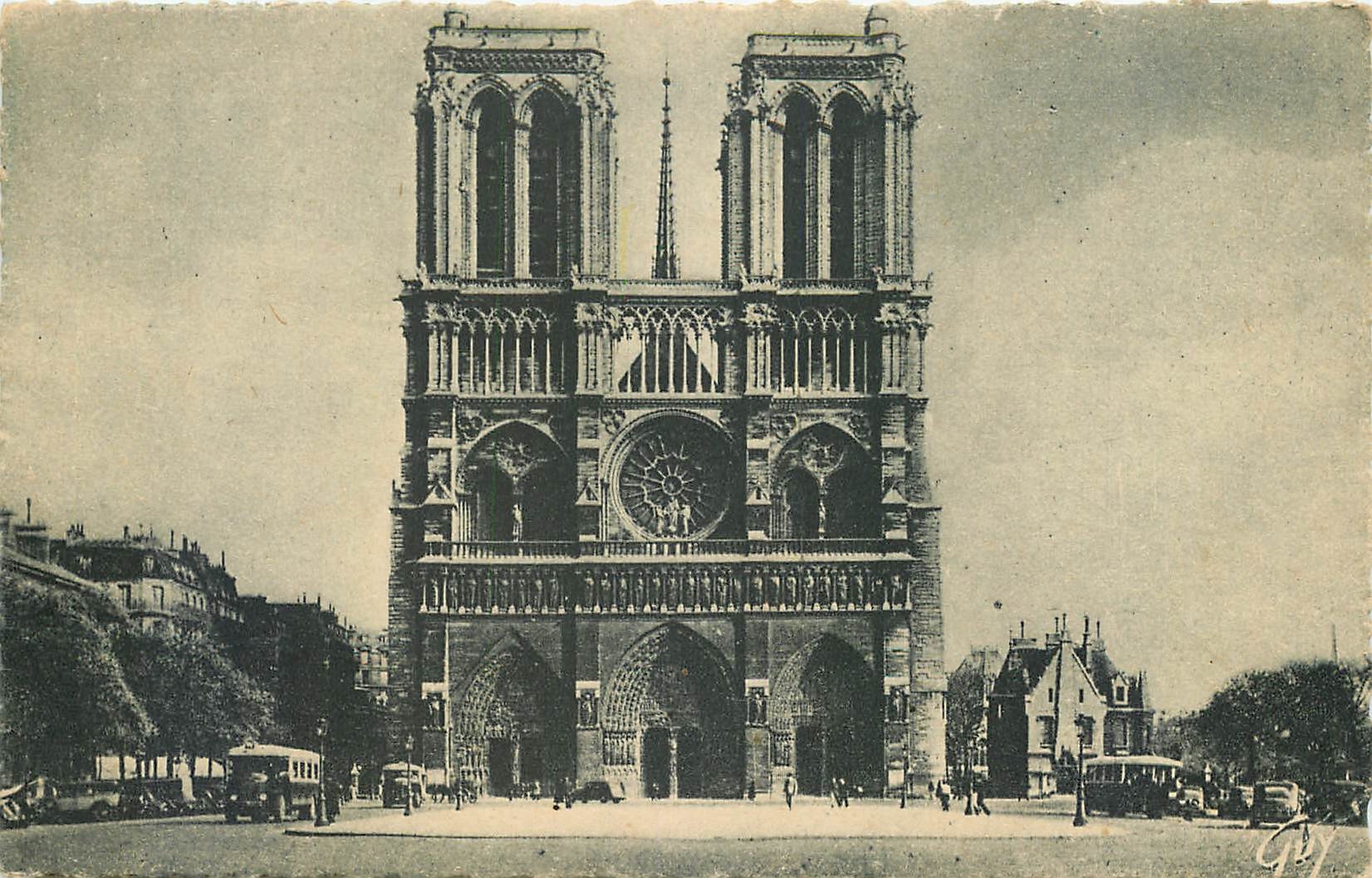 CPA Paris et ses Merveilles Cathedrale Notre Dame et le Parvis 
